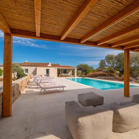 Vila Casa Luna - By Searly Arzachena