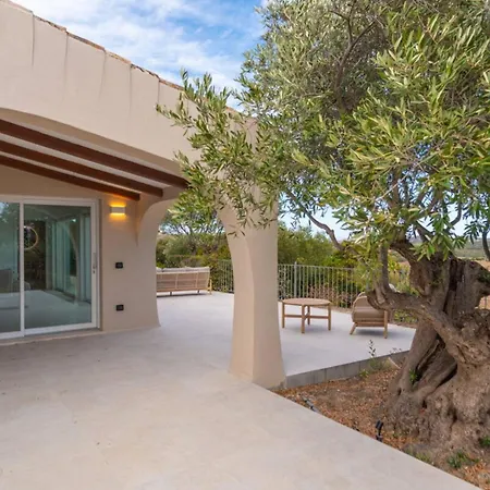 Casa Luna - By Searly Vila Arzachena