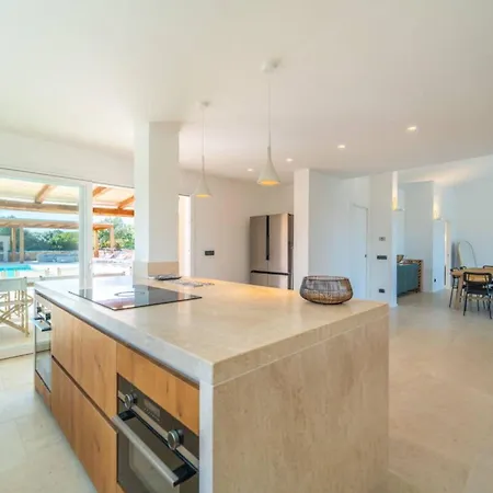 Casa Luna - By Searly Vila